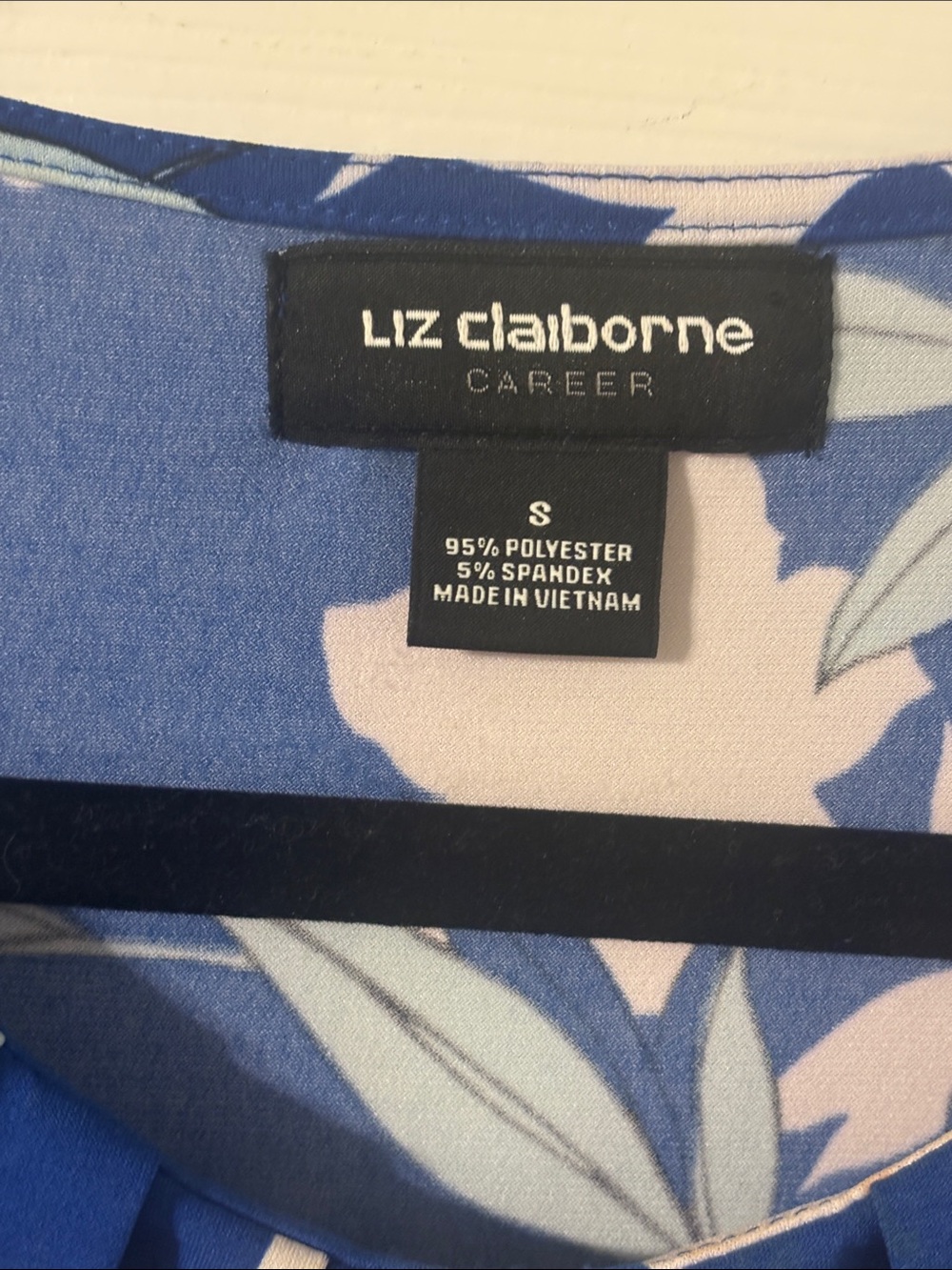 Liz Claiborne Royal Blue Floral Pleated Neck Camisole - Picture 2 of 5
